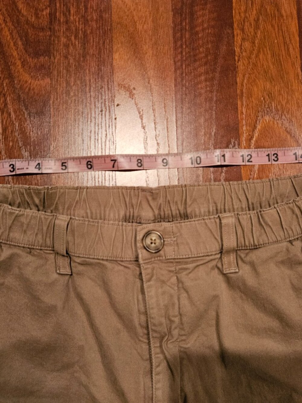 Chubbies Originals Men’s XL Khaki Shorts Tan Elastic Waist Casual Chino 7”